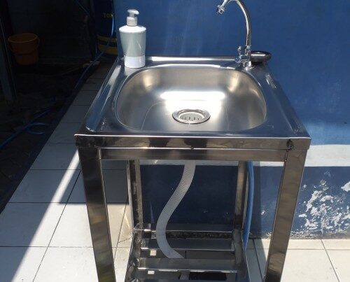 Kitchen Sink 3 Person Stainless